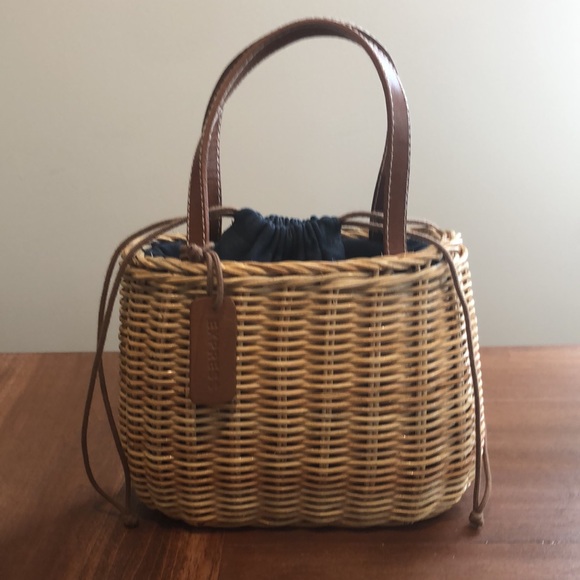 Express Handbags - EXPRESS drawstring basket purse
